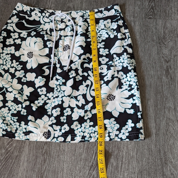Woman's Denver Hayes Floral Swim Skirt With Pockets-Blue- Size Large - Picture 3 of 6